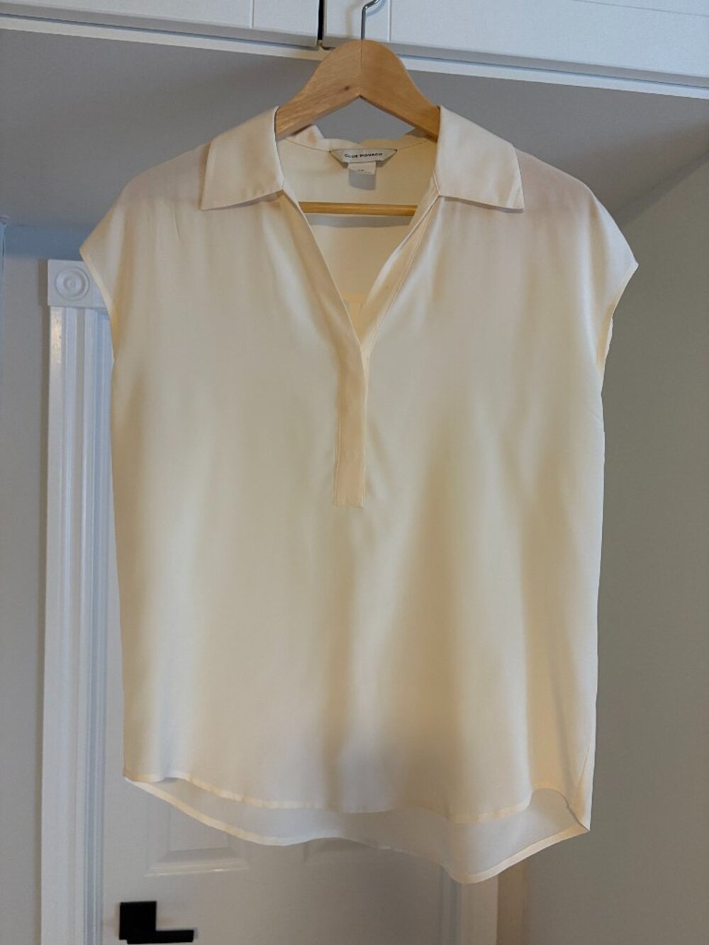 Club Monaco Ivory Sleeveless Top Blouse S